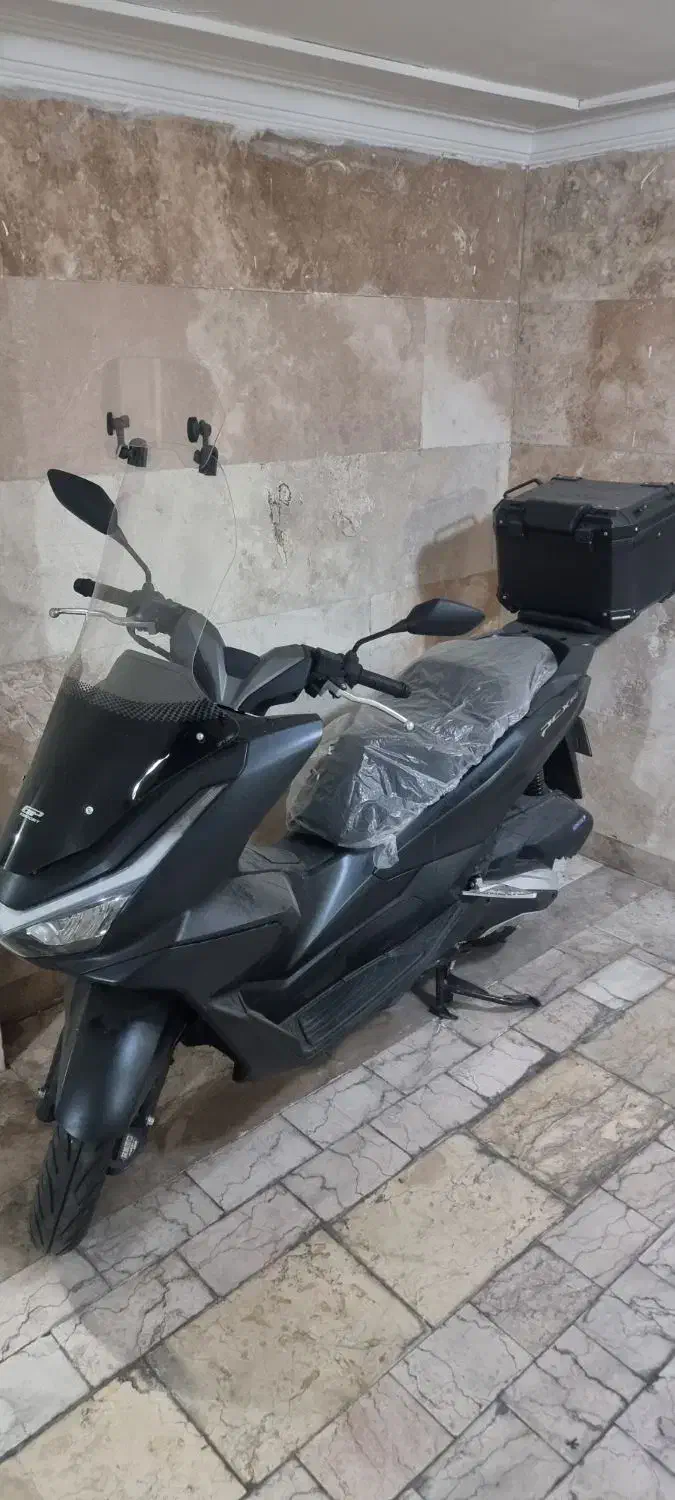 هوندا pcx|موتورسیکلت|تهران, جردن|دیوار