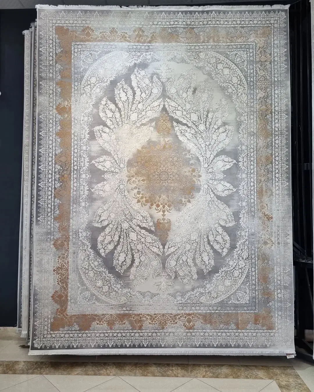 اکرولیک پلاس۱۵۰۰شانه تراکم۴۵۰۰ جدید|فرش|بوشهر, |دیوار