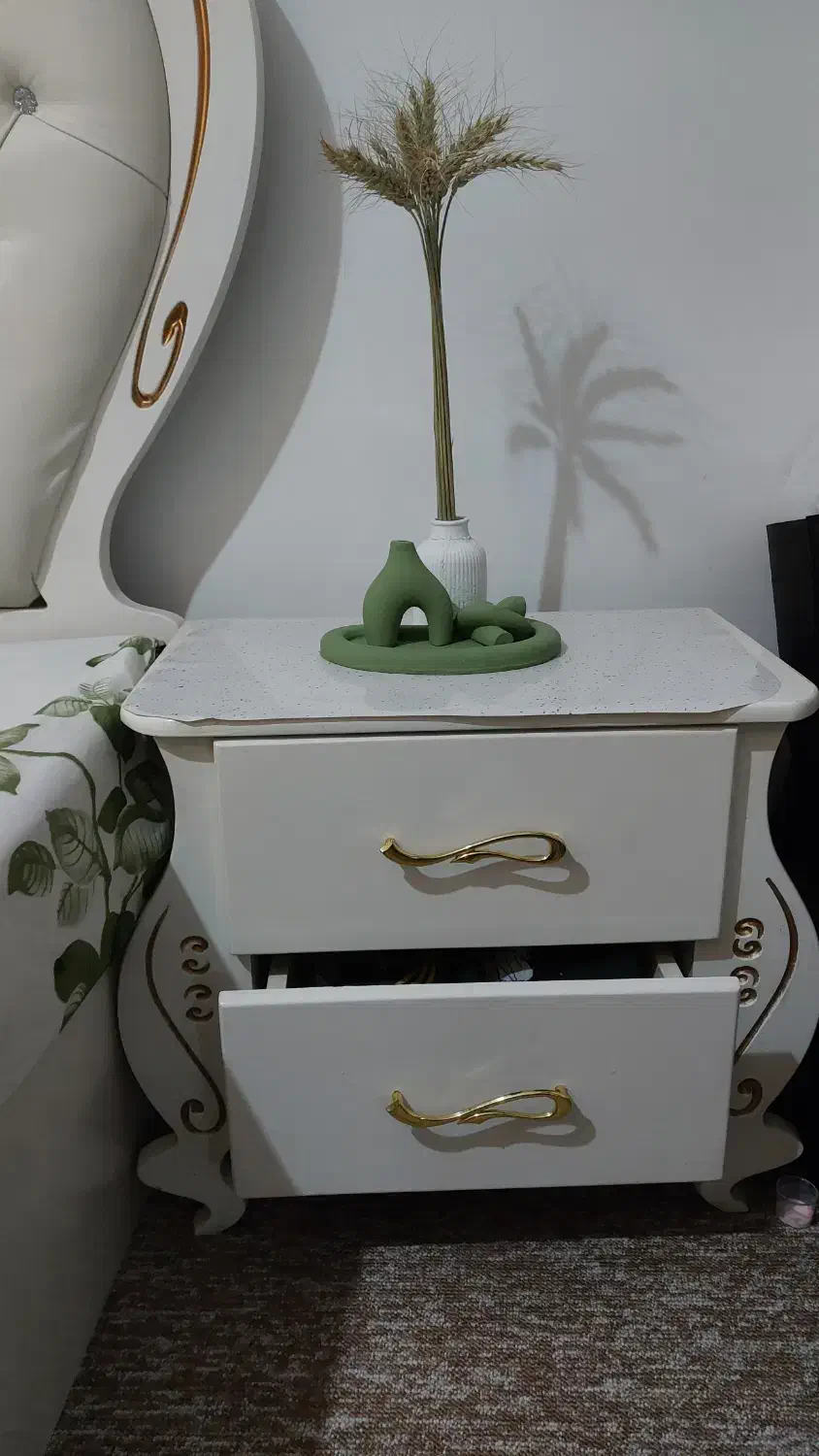 تخت دو نفره با تشک رویال|تخت و سرویس خواب|هشتگرد, هشتگرد قدیم|دیوار