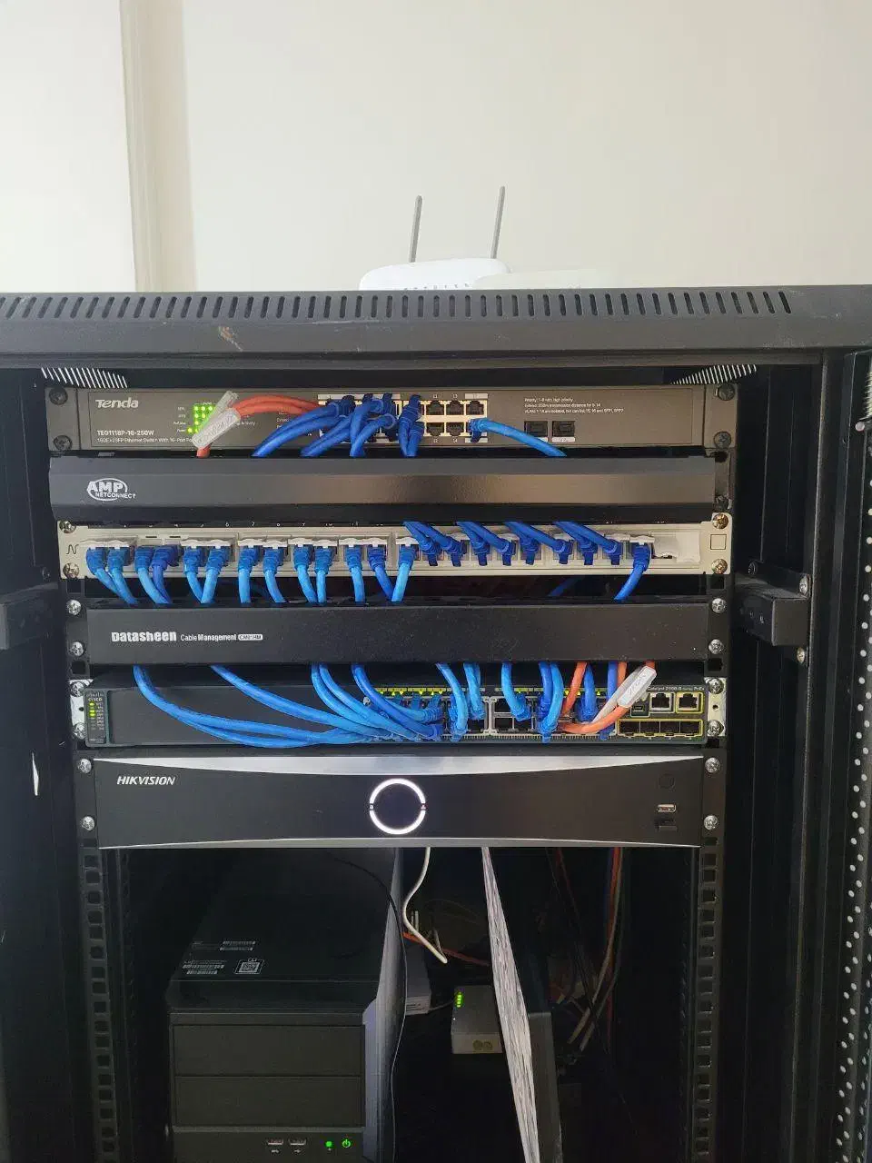 انجام پروژه های شبکه|خدمات رایانهای و موبایل|تهران, شیخ هادی|دیوار