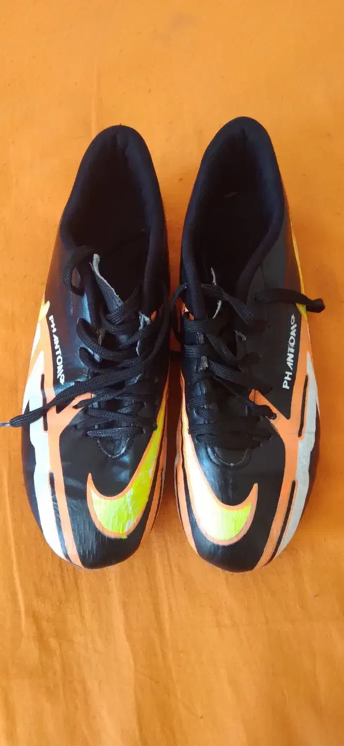 کفش چمن ۴۴|کیف، کفش، کمربند|جهرم, |دیوار