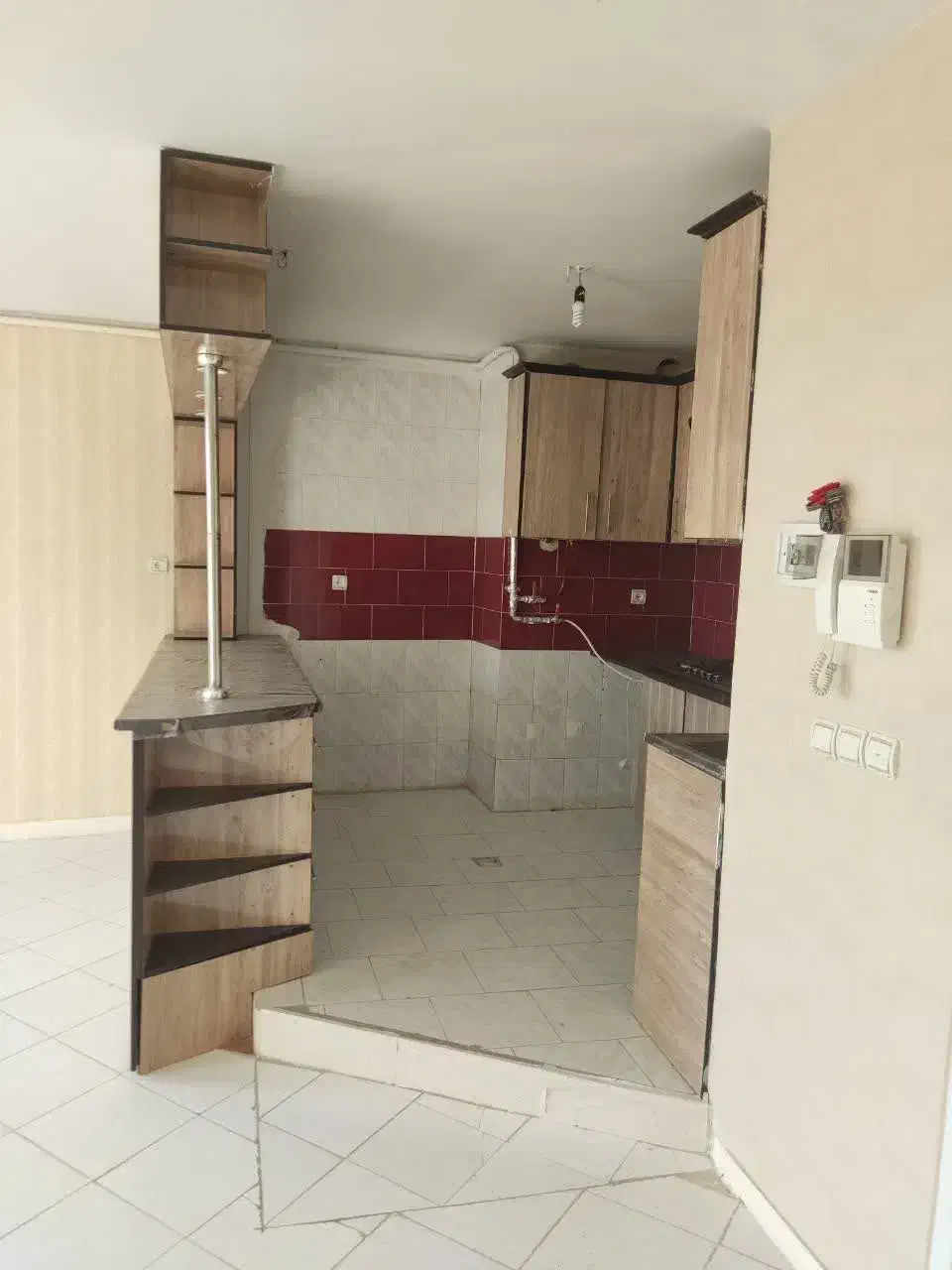 67متر یک خوابه طبقه دوم پارکینگ وانباری.تربیت ها|فروش آپارتمان|کرج, شهرک امام رضا (ع)|دیوار