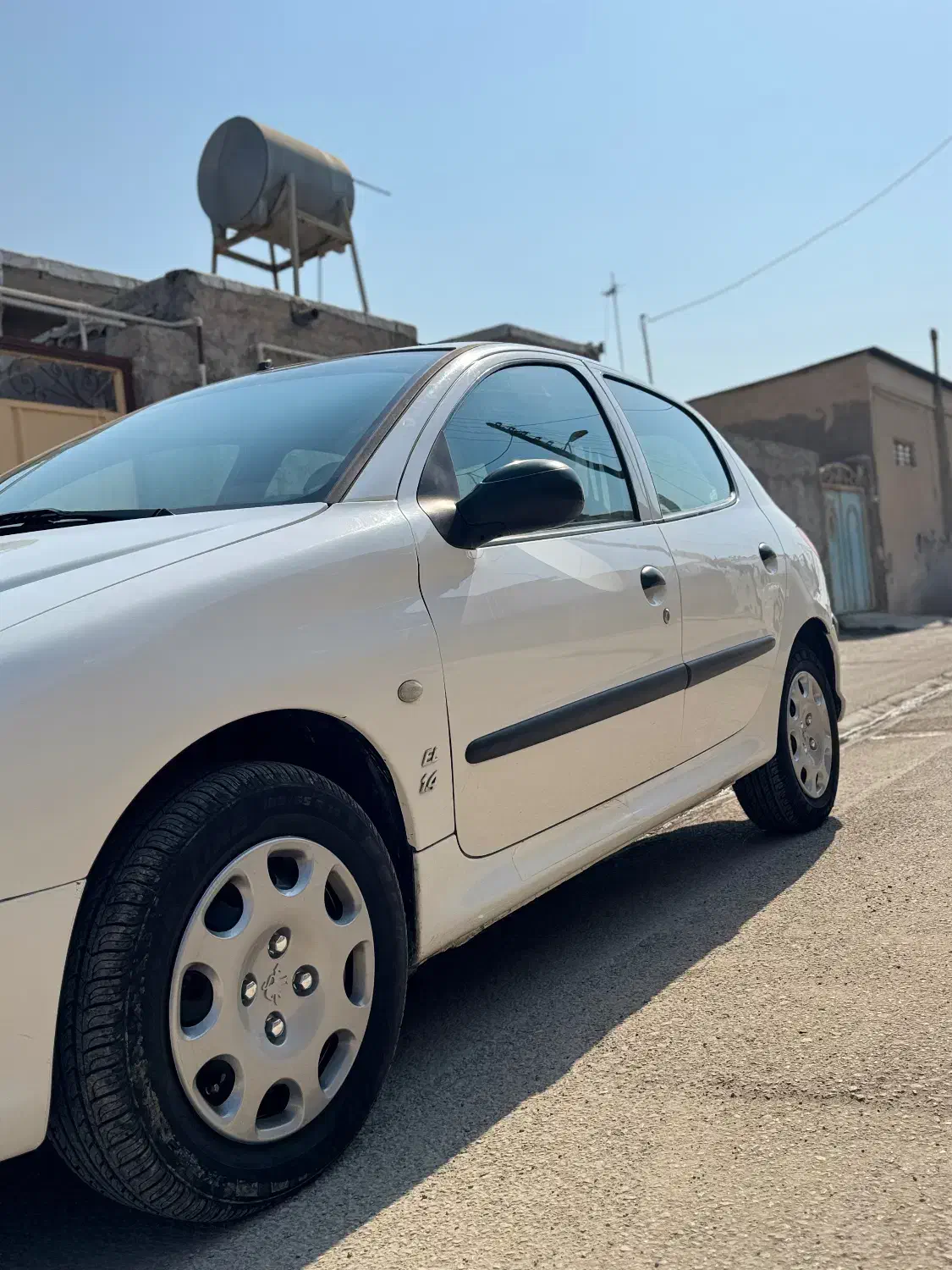 206تیپ دو مدل ۹۷ کم کار استثنایی|خودرو سواری و وانت|برازجان, |دیوار