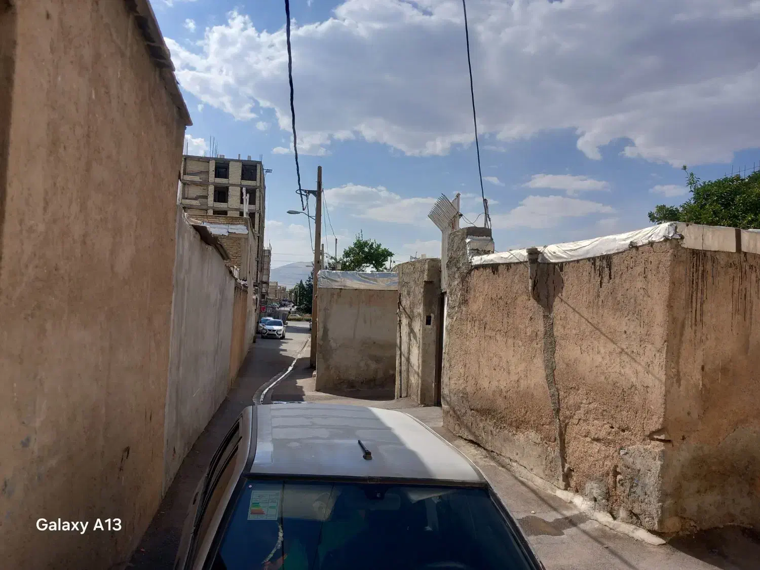 معاوضه منزل ویلایی دربست تکمیل با باغ شهری|فروش زمین و ملک کلنگی|شیراز, احمدی جنوبی|دیوار