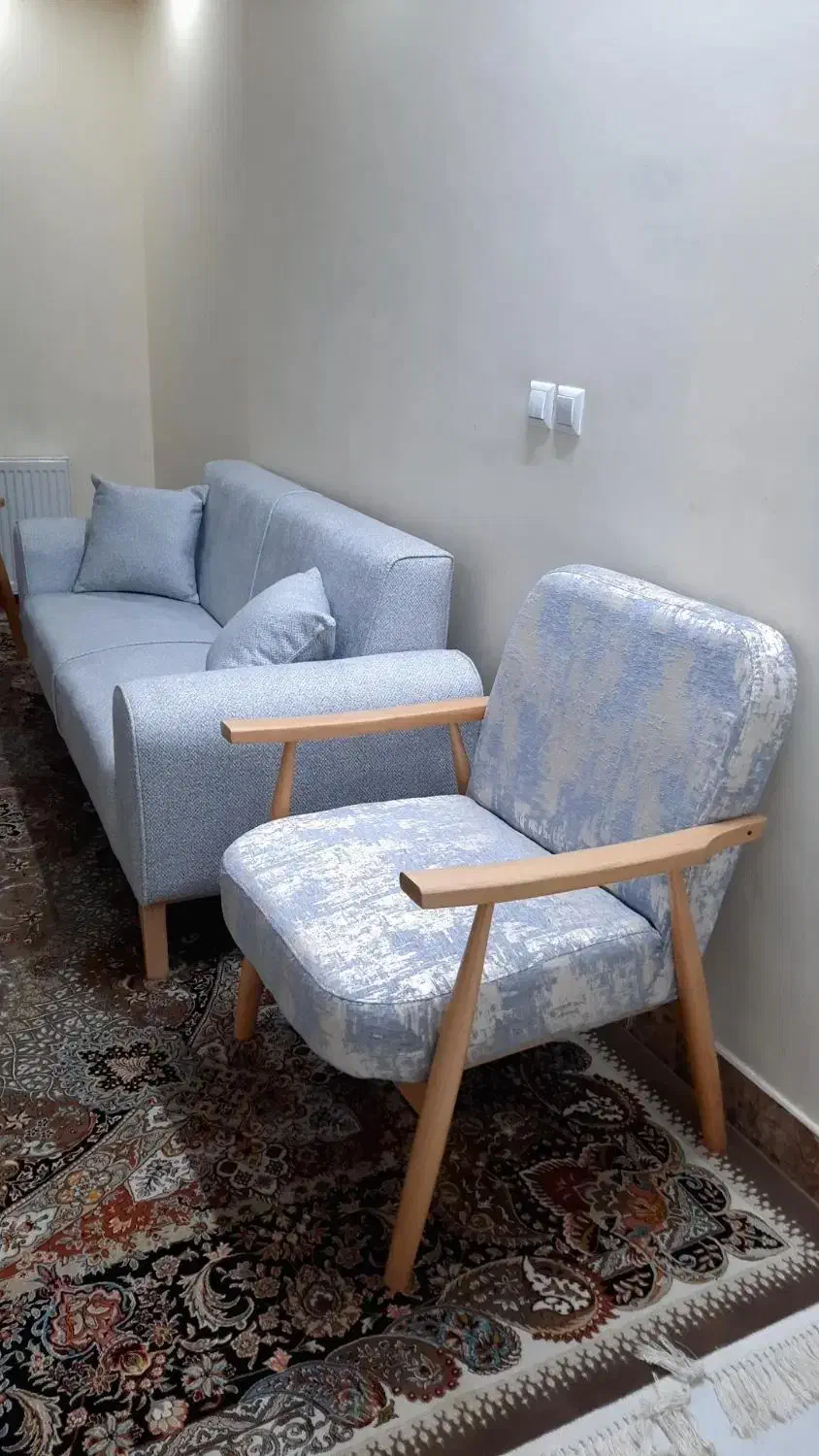 یه دست مبل 9 نفره نو بدون استفاده بفروش میرسد|مبلمان خانگی و میز عسلی|شیراز, شهرک گلستان شمالی|دیوار