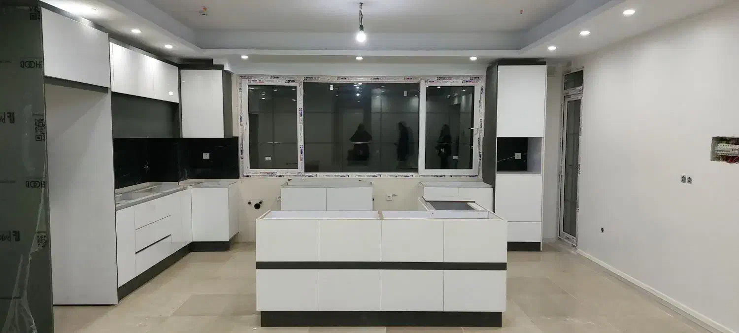 ۷۳متر/پنجره سرتاسری/۴ساله/مناسب مجرد و زوج/رفیعی