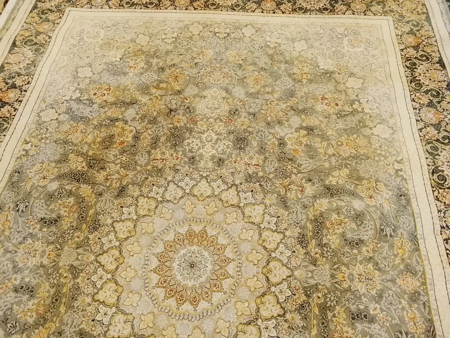 دوتخته فرش تبریزدرحد|فرش|بهارستان, |دیوار