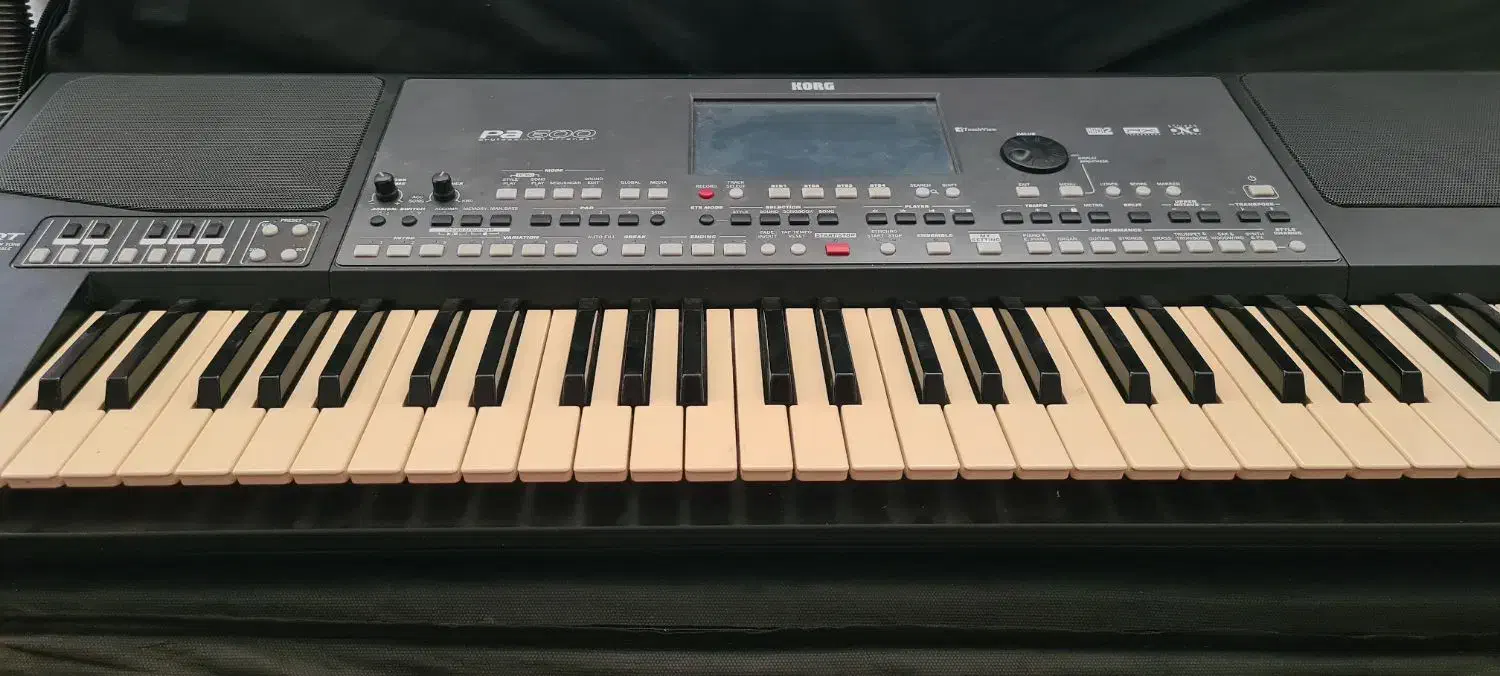 کرگ pa 600|پیانو، کیبورد، آکاردئون|اندیشه, اندیشه فاز ۱|دیوار