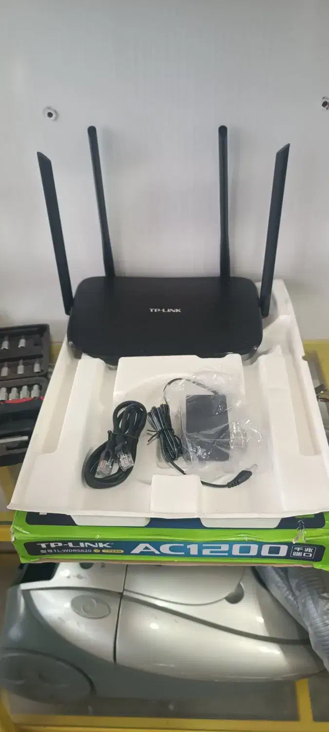 مودم 4 آنتن TPLink|مودم و تجهیزات شبکه|رشت, دیانتی|دیوار