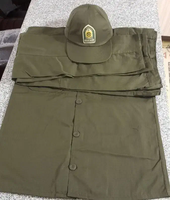 لباس سربازی|لباس|اراک, |دیوار