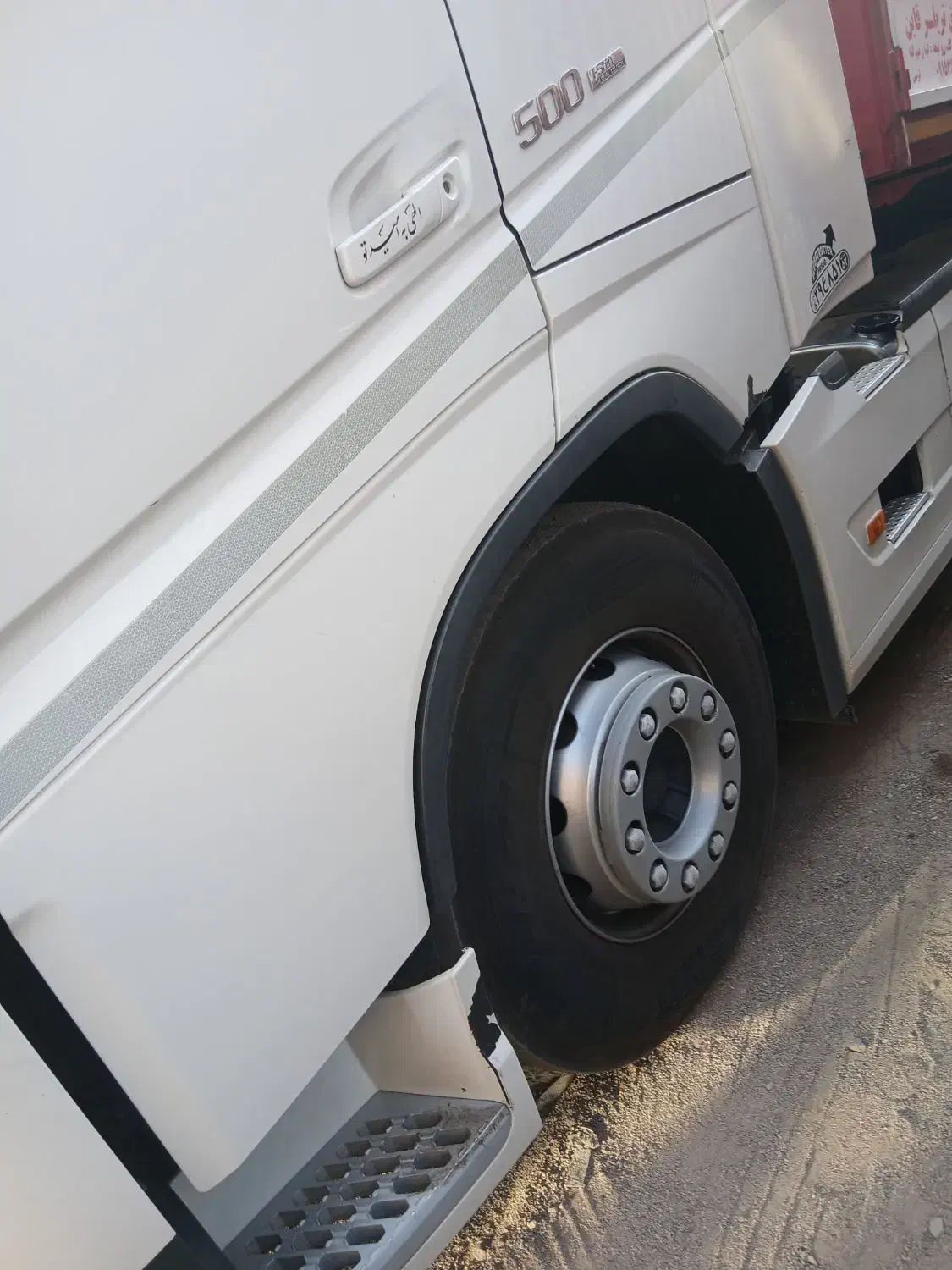 بدون رنگ باطری بغل کارکرد ۶۷۰هزار|خودرو سنگین|بیرجند, |دیوار