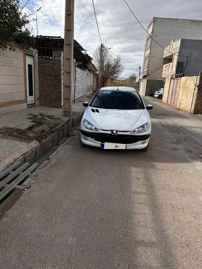 پژو۲۰۶sd|خودرو سواری و وانت|خرم‌آباد, |دیوار