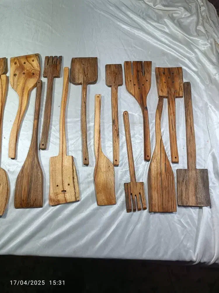 کفگیر چوبی و ظروف چوبی|ظروف سرو و پذیرایی|بابل, |دیوار