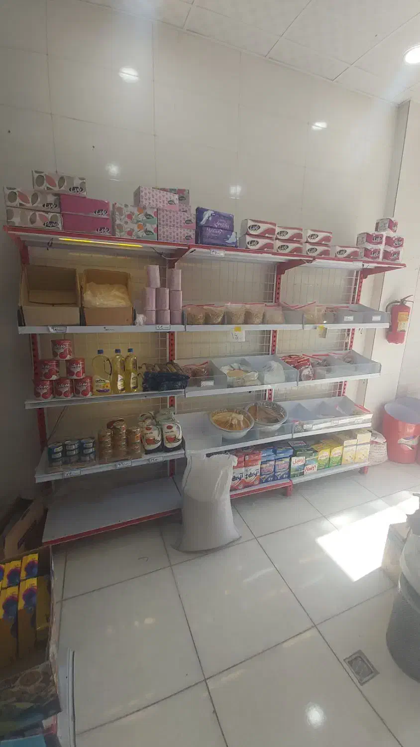 قفسه فروشگاهی و  میز|فروشگاه و مغازه|شیراز, کلاهدوز|دیوار