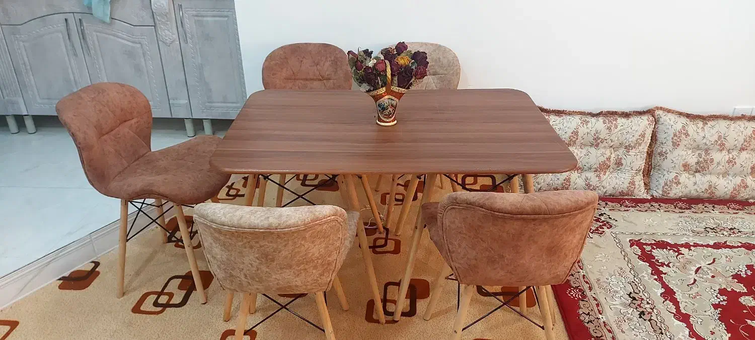 میز صبحانه خوری و صندلی های آن|میز و صندلی غذاخوری|بندر کنگان, |دیوار