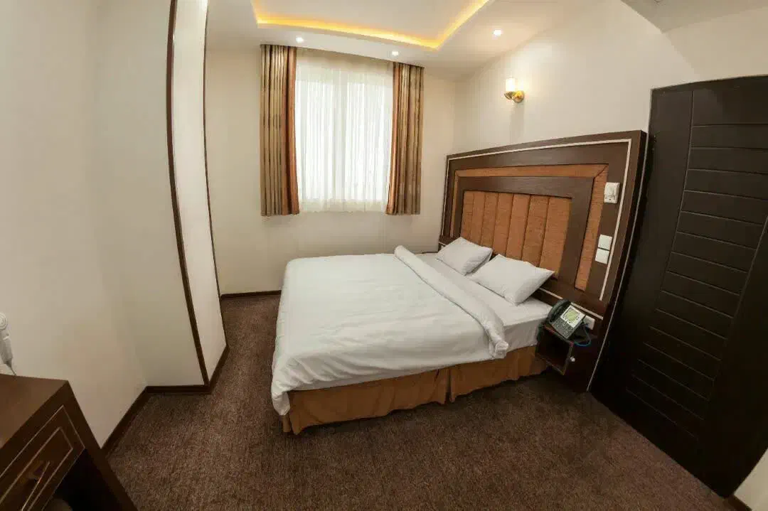 تور زیارتی مشهد|تور و چارتر|بروجرد, |دیوار