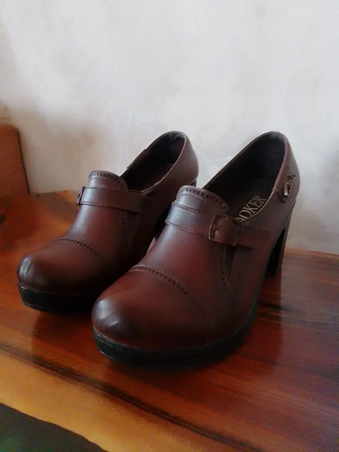 کفش|کیف، کفش، کمربند|اصفهان, ردان|دیوار