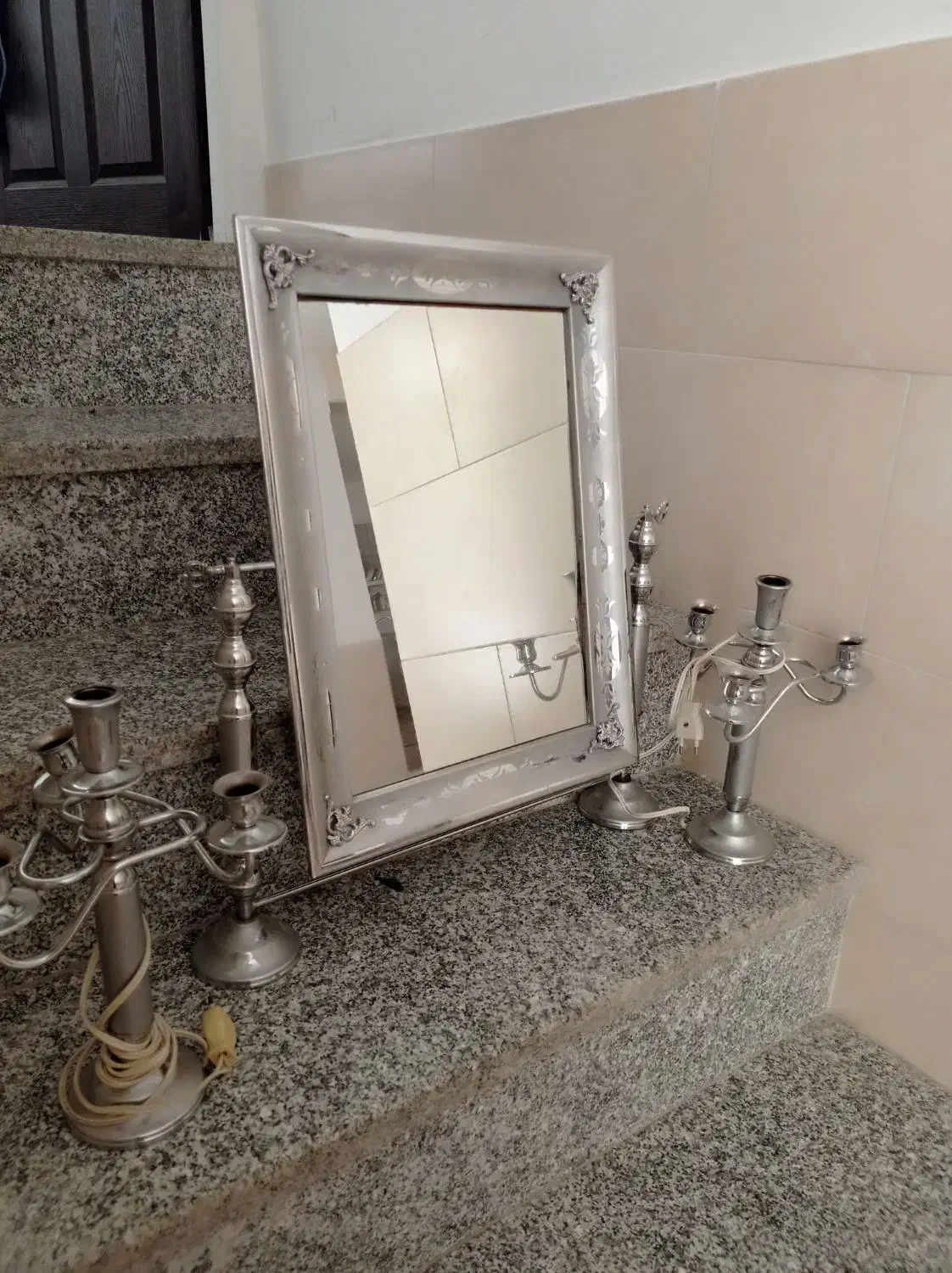 چای ساز آینه شمعدان و فرش ۱۲متری|فرش|صدرا-فارس, فاز ۱|دیوار