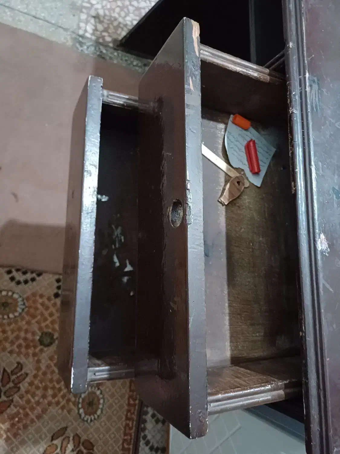 میز درسی|میز تحریر و کامپیوتر|قم, نیروگاه|دیوار