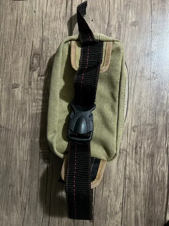 کیف کمریی|کیف، کفش، کمربند|اردبیل, |دیوار