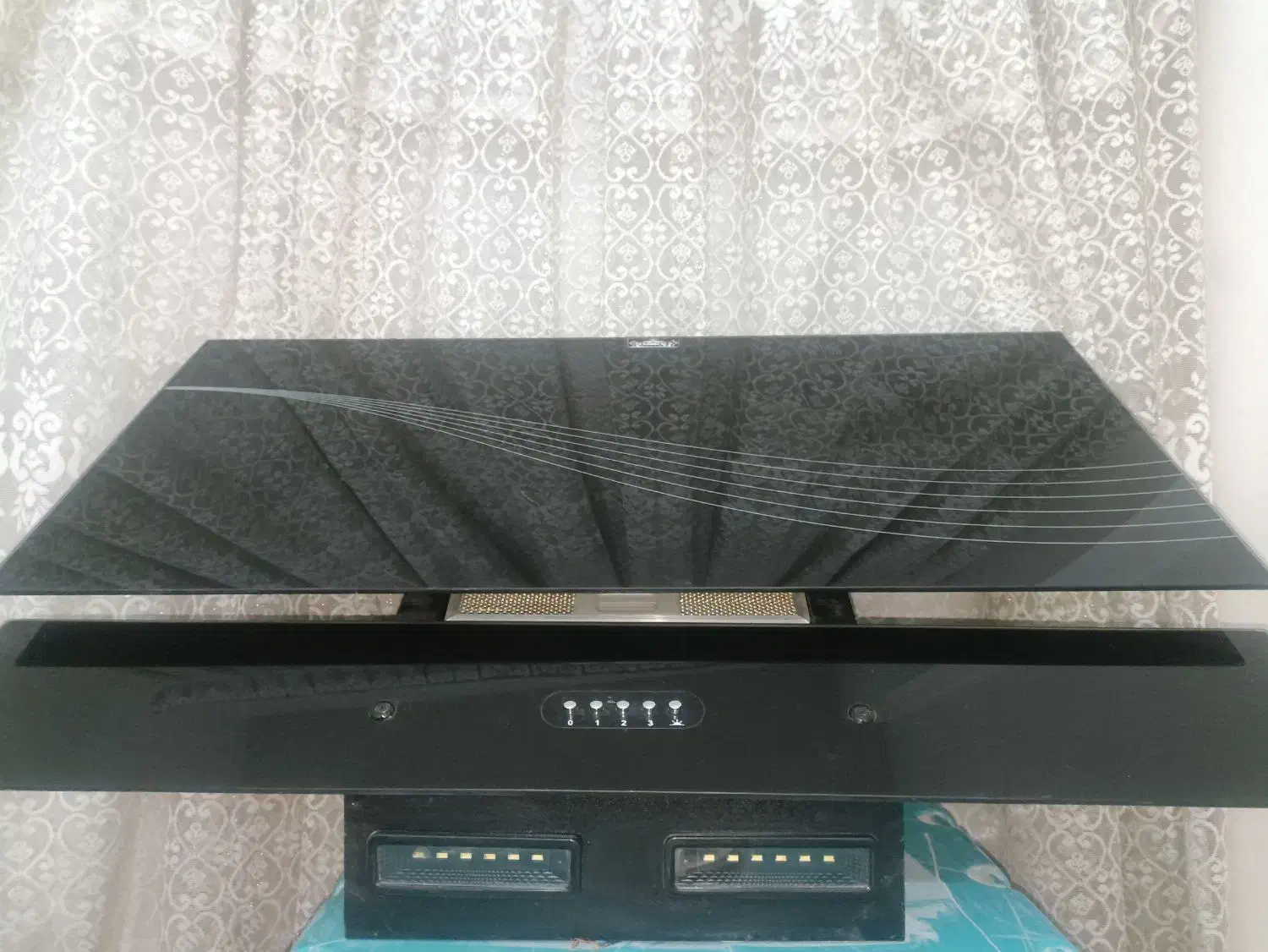 هود در حد|هود|قزوین, |دیوار