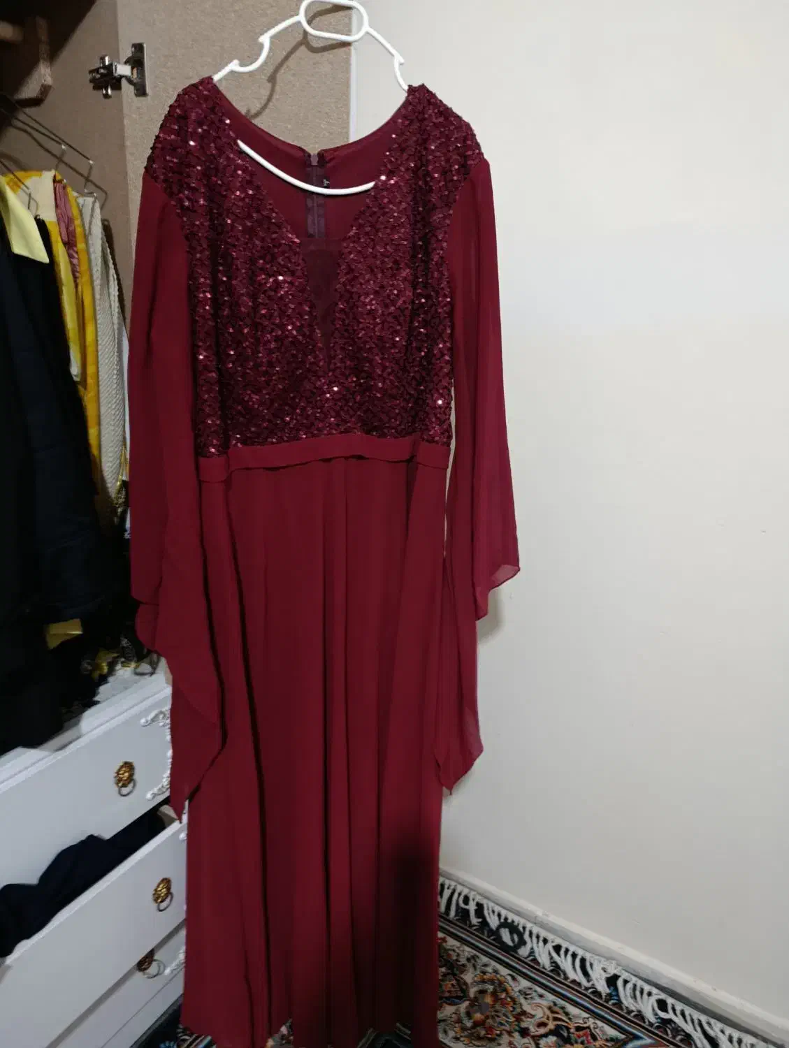 لباس مجلسی|لباس|کرمان, |دیوار