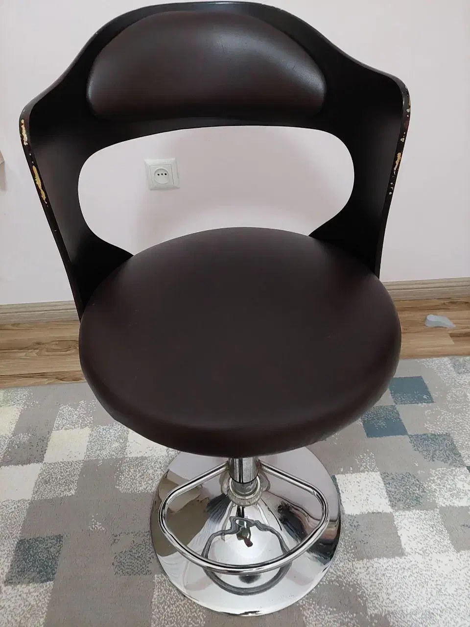 فروش صندلی گردون|آرایشگاه و سالن‌های زیبایی|آستارا, |دیوار