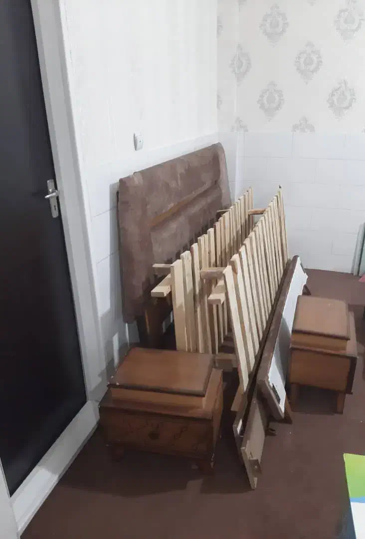 تخت دو نفره|تخت و سرویس خواب|سیرجان, |دیوار