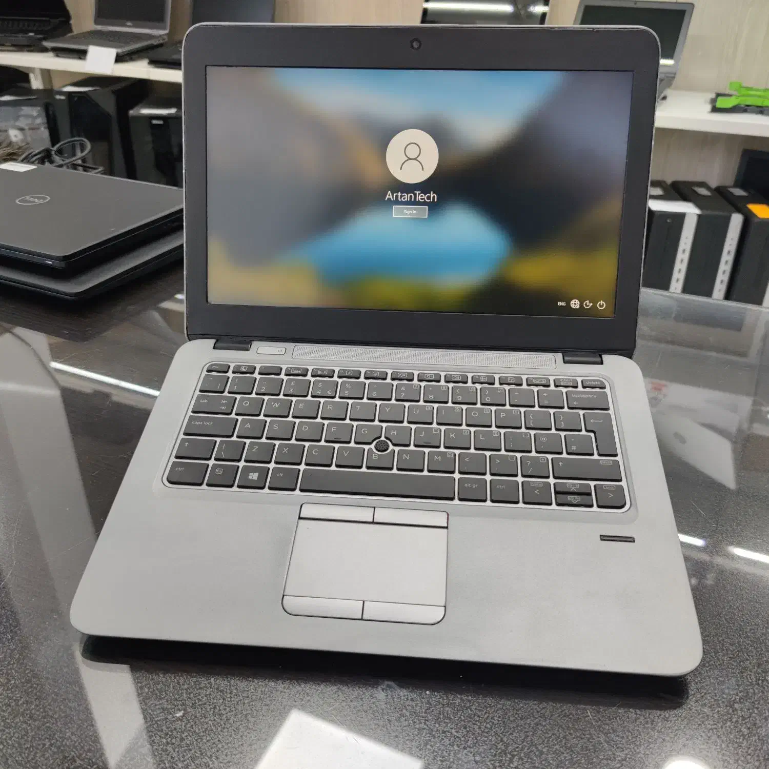 اچ‌پی شیک i5 نسل۶ هارد ssd صفحه فول‌اچ‌دی|رایانه همراه|مرند, |دیوار