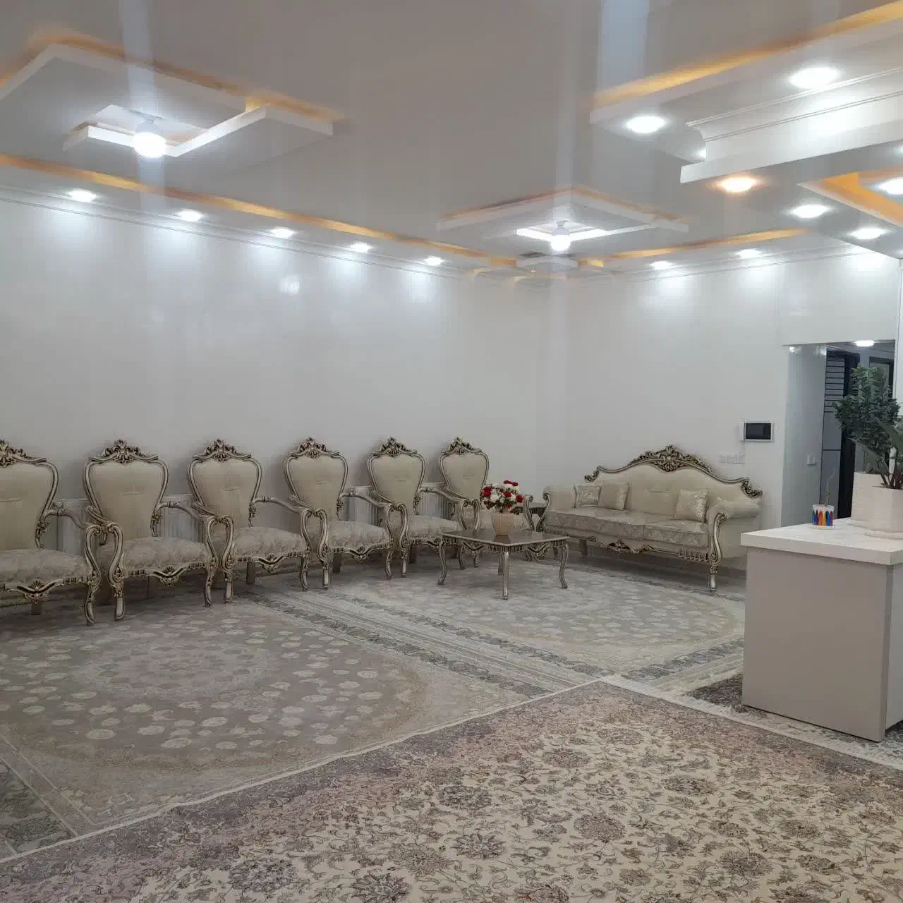 مبل|مبلمان خانگی و میز عسلی|کرمان, |دیوار