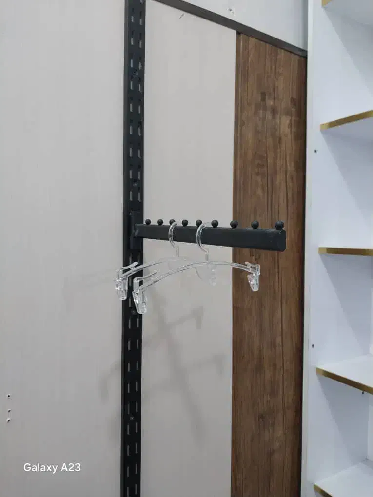 *فروش رگال و پایه رگال.آویز و توری جوراب|فروشگاه و مغازه|فرخ‌شهر, |دیوار