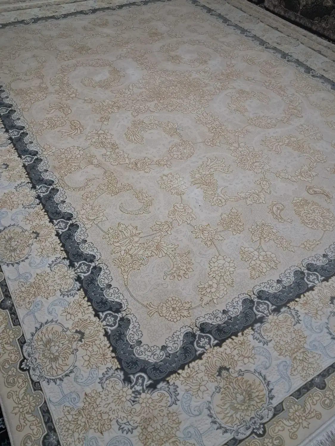 سه تخته فرش ۱۲متری گلبـرجسته۷۰۰شانه تراکم ۲۵۵۰|فرش|ورامین, شهرک مدرس|دیوار