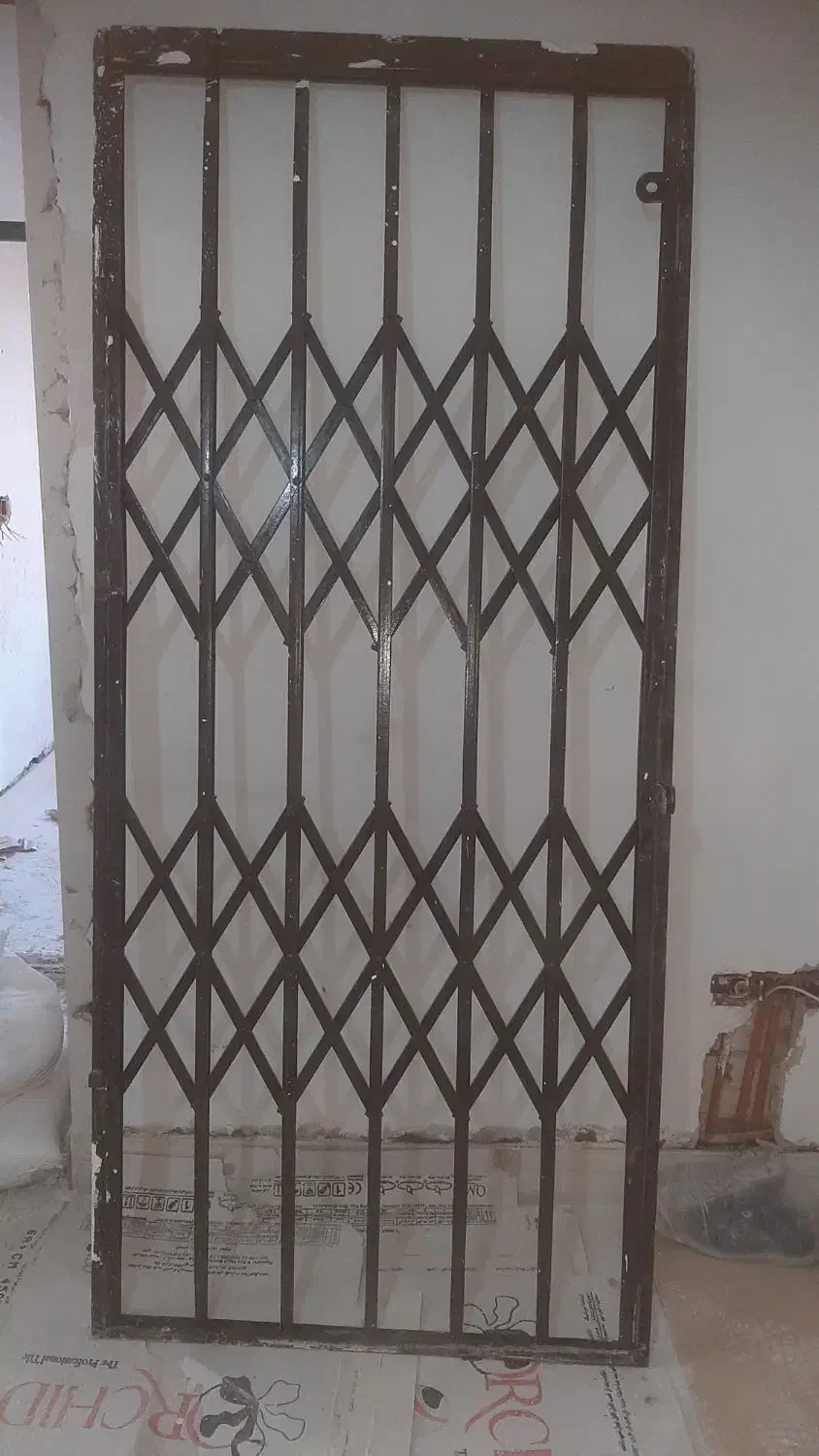 حفاظ درب کرکره ای|مصالح و تجهیزات ساختمان|قرچک, شهرک طلائیه|دیوار