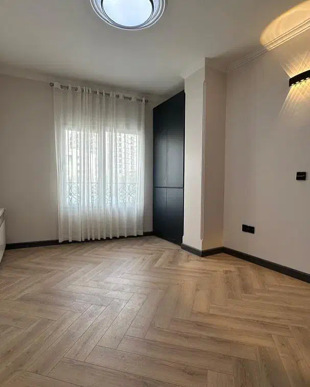 سعادت آباد * ۱۴۵ متر * سرایدار مقیم