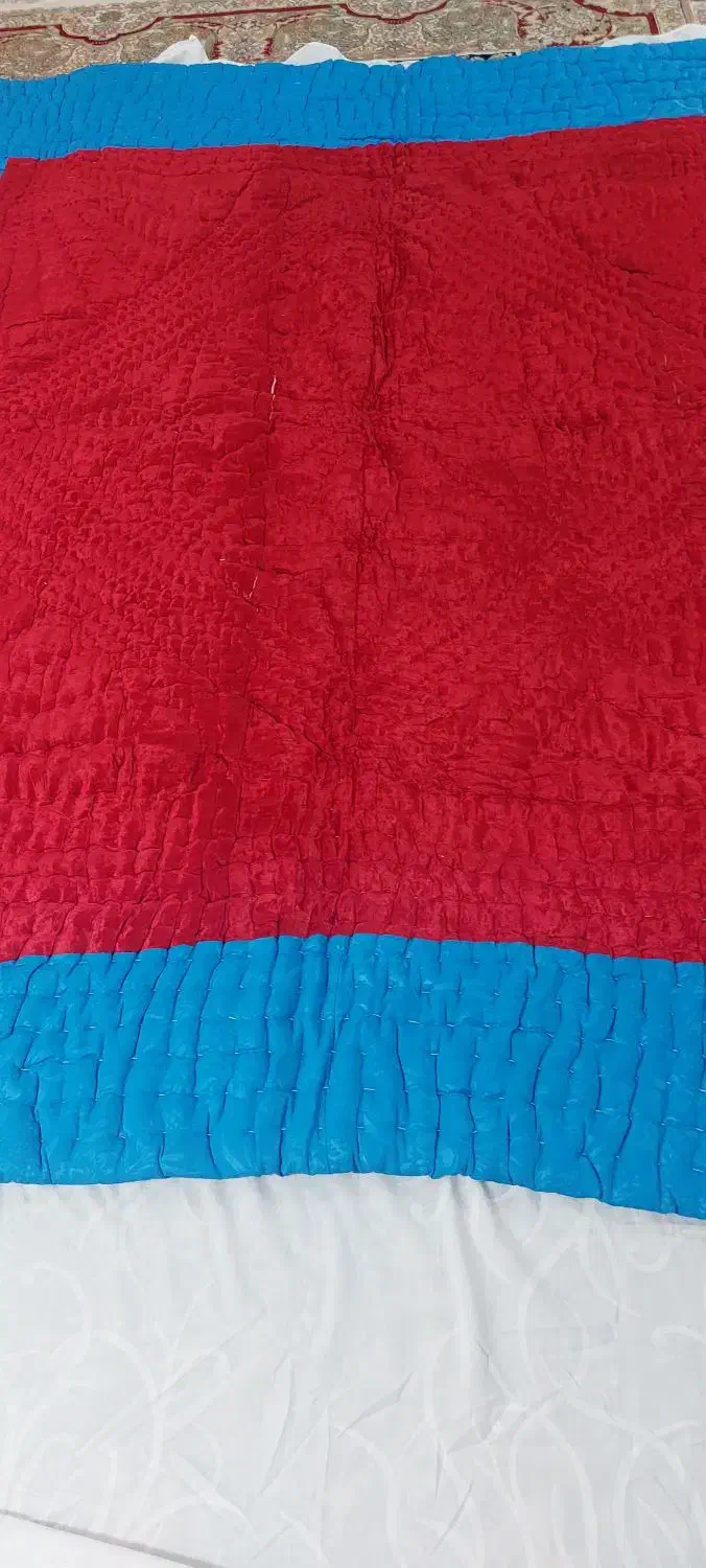 لحاف مخمل اصلا استفاده نشده|رختخواب، بالش، پتو|پیر بکران, |دیوار