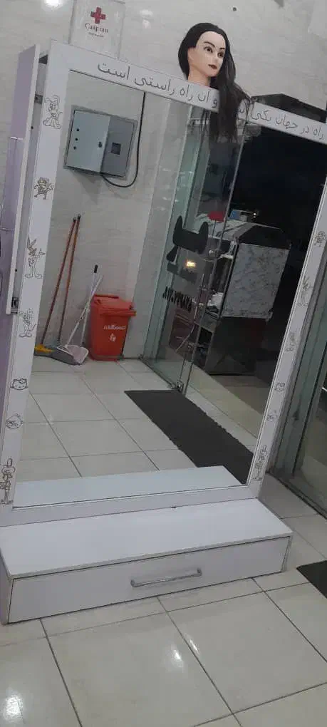 وسایل آموزشگاه|آرایشگاه و سالن‌های زیبایی|مسجد سلیمان, |دیوار