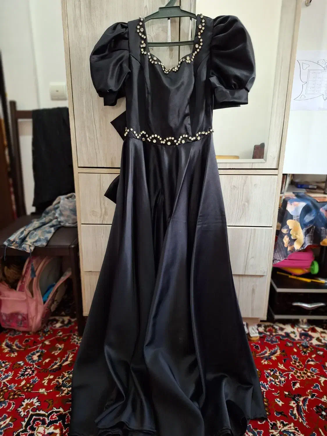 لباس مجلسی مشکی|لباس|سلماس, |دیوار