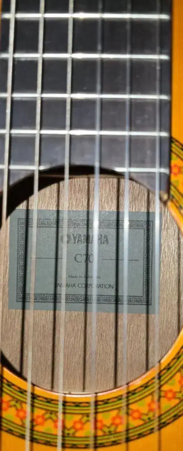 گیتار یاماها c70اصل|گیتار، بیس، امپلیفایر|خرمآباد, |دیوار
