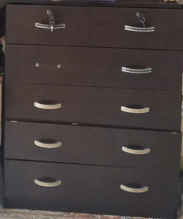 دراور ۶کشویی|تخت و سرویس خواب|شاهین‌شهر, طالقانی|دیوار