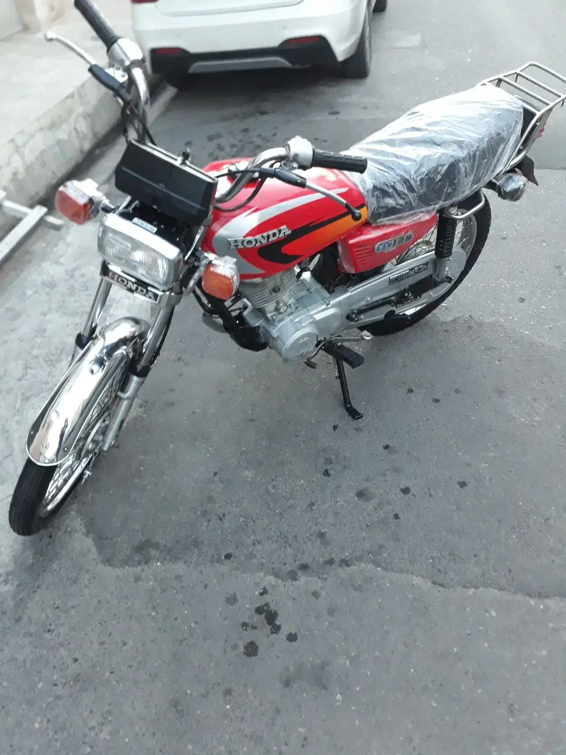 موتور هندا ۱۲۵سالم|موتورسیکلت|اسلام‌شهر, مظفریه|دیوار