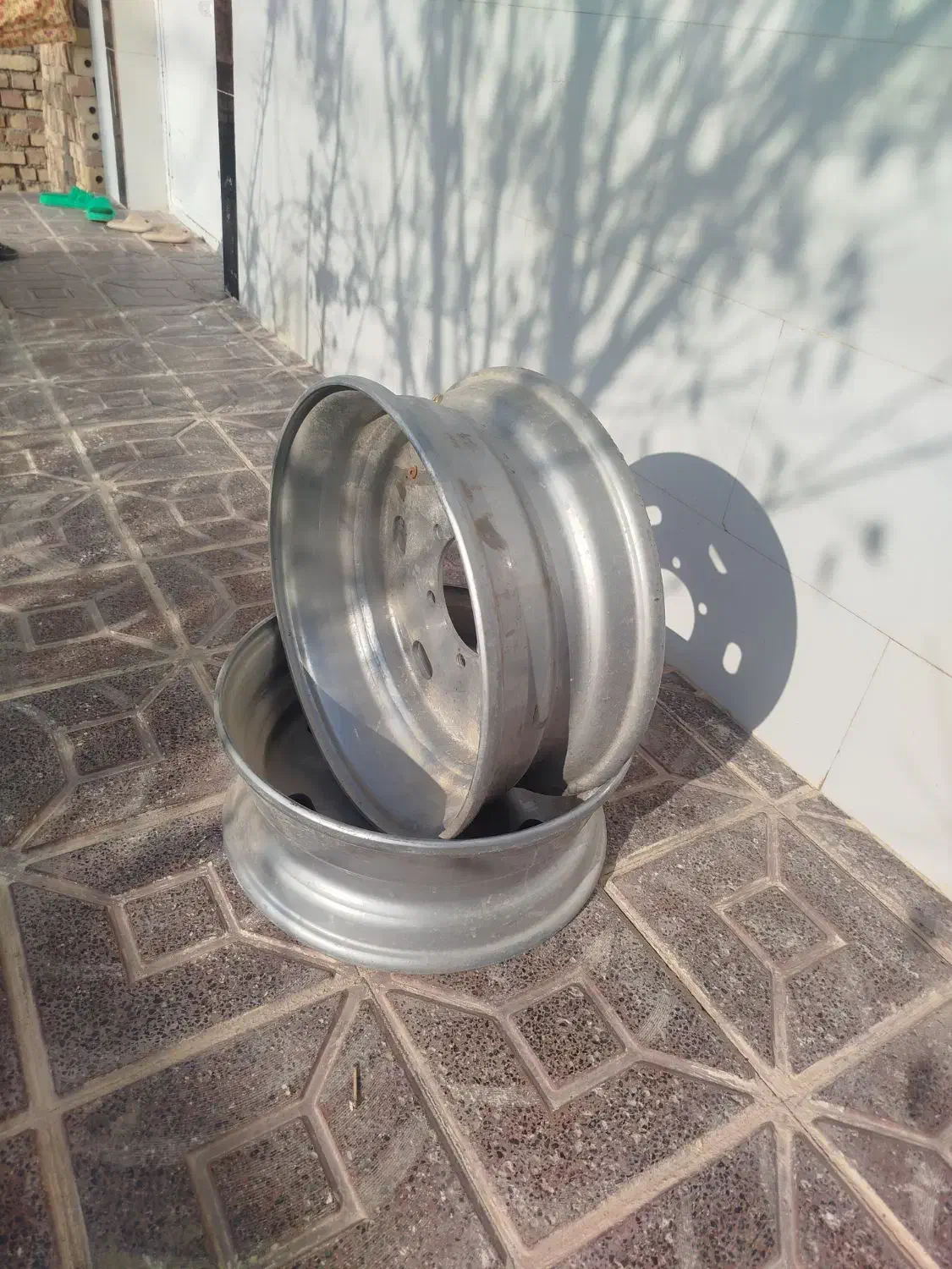 رینگ نیسان|قطعات یدکی و لوازم جانبی|تربتحیدریه, بهزیستی|دیوار