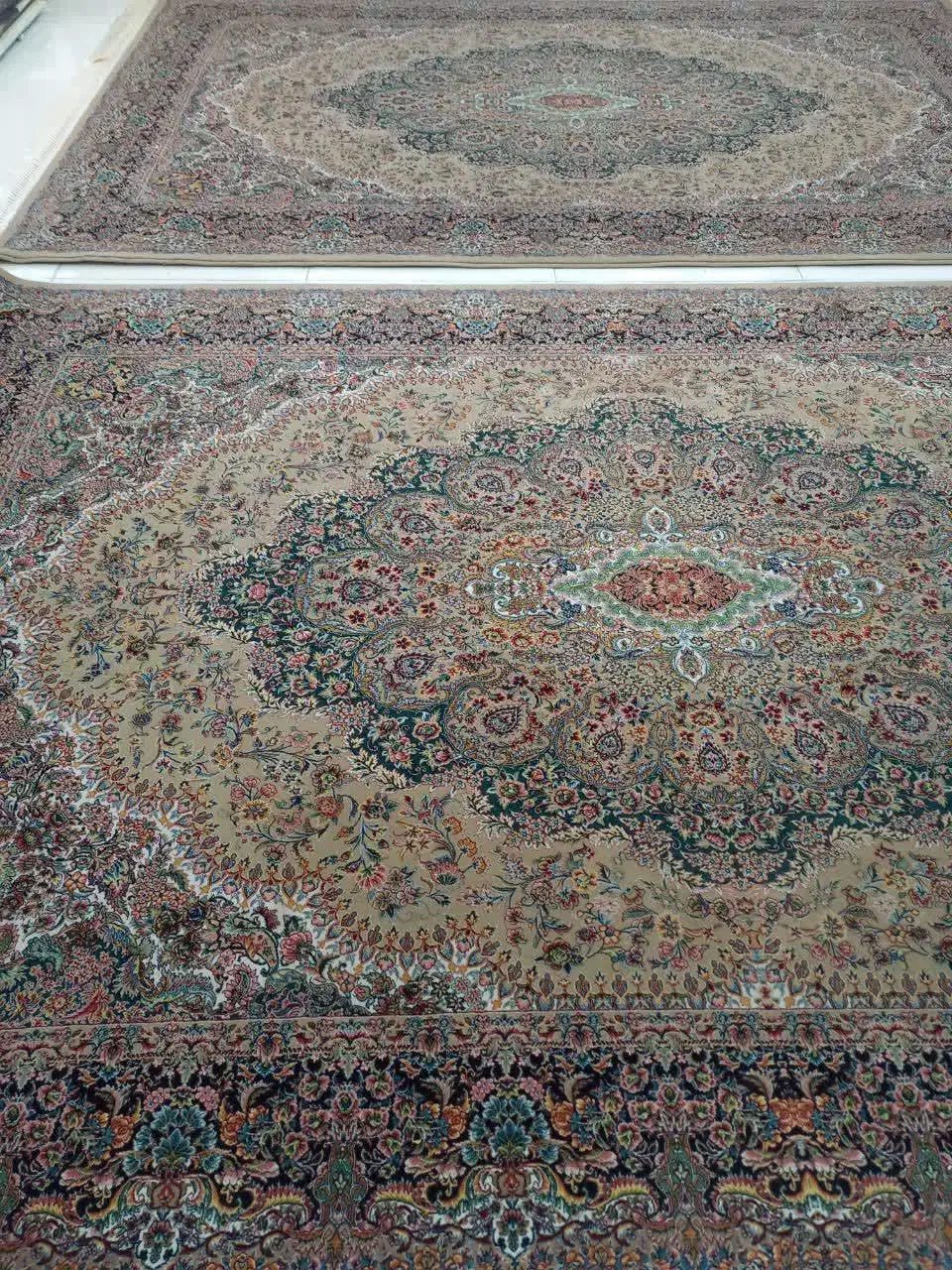 جفت فرش ۶متری ۱۰۰۰شانه ۳۰۰۰تراکم درحدنو|فرش|کرج, کمالشهر|دیوار