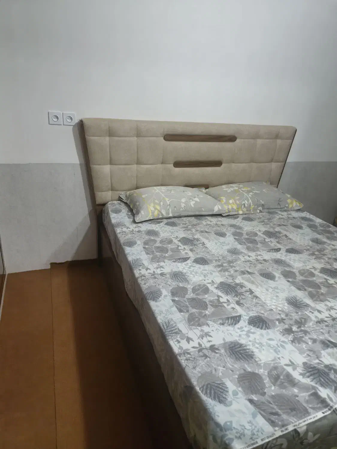 تخت خواب دونفره|تخت و سرویس خواب|آق قلا, |دیوار