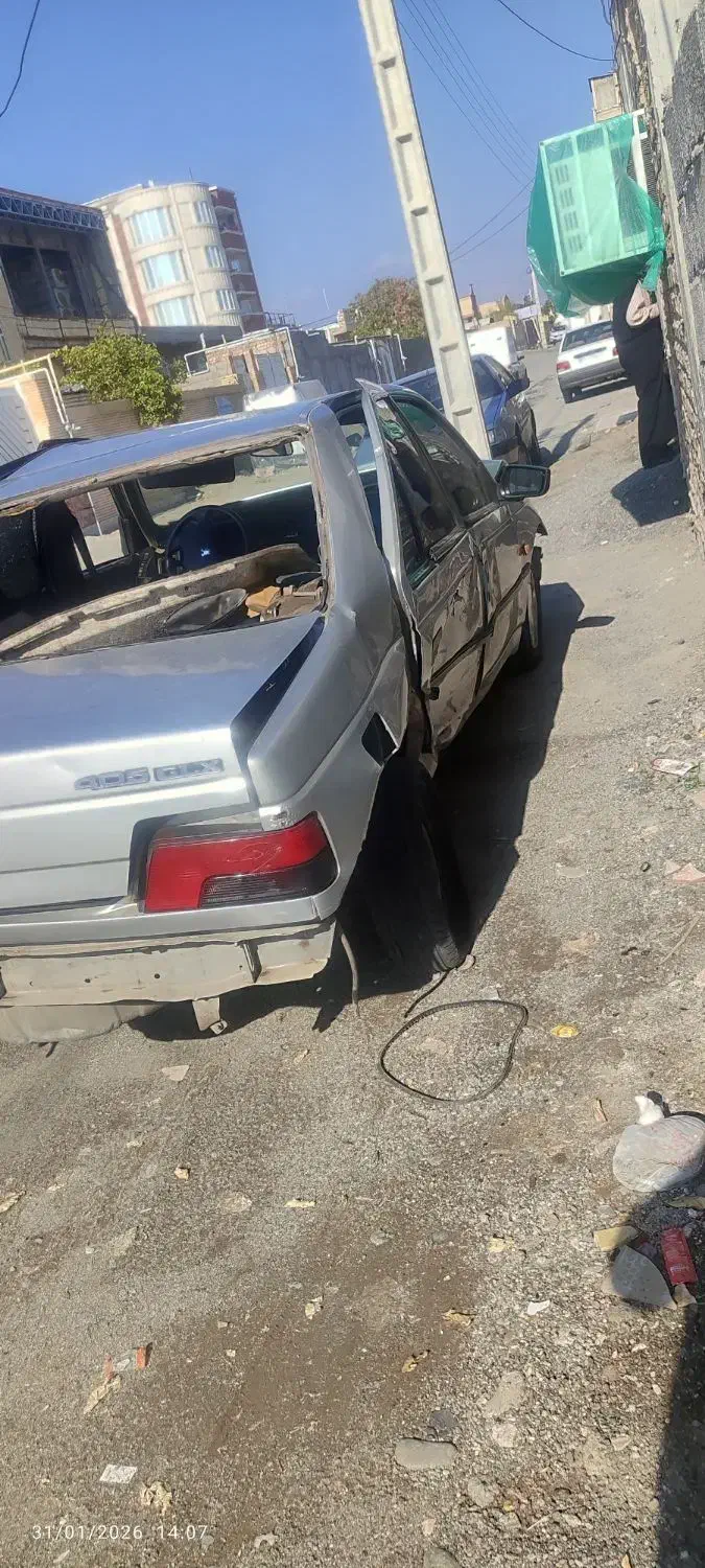 پژو405تصادفی|خودرو سواری و وانت|جیرفت, |دیوار