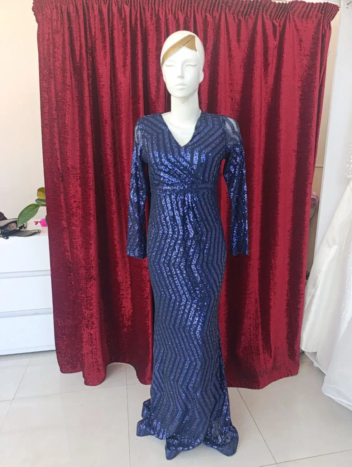 پیراهن زنانه|لباس|تربت‌حیدریه, بوستان باغ ملی|دیوار