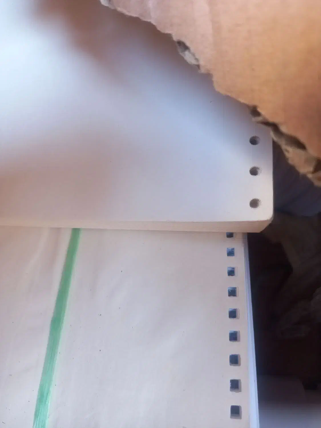 سر رسید و ورق کاغذ سالم|لوازم التحریر|اصفهان, طامه|دیوار