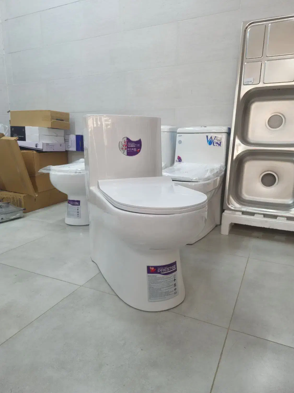 توالت فرنگی درب مخفی نشیمنگاه بلند پرستیژ(پخش)|لوازم سرویس بهداشتی|بومهن, |دیوار