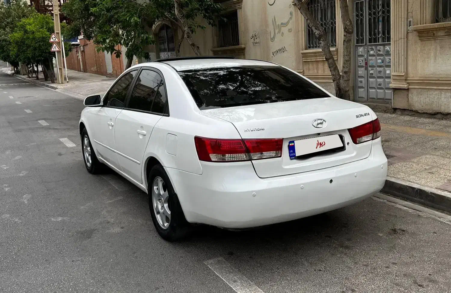 سوناتا nf2008 سفید صدفی اتوماتیک چهار سیلندر|خودرو سواری و وانت|شیراز, تاچارا|دیوار