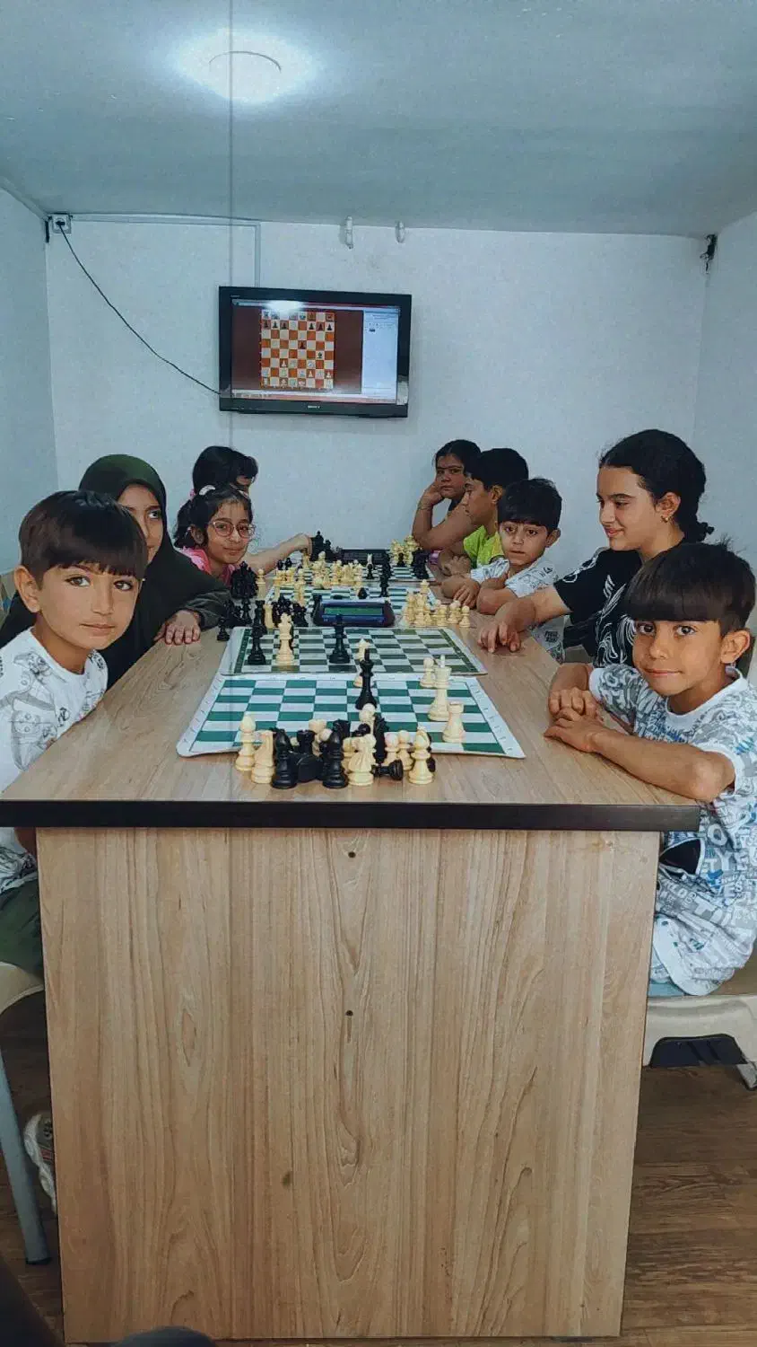 نیازمند یک همکار خانم جهت منشی|استخدام آموزشی|ارومیه, |دیوار