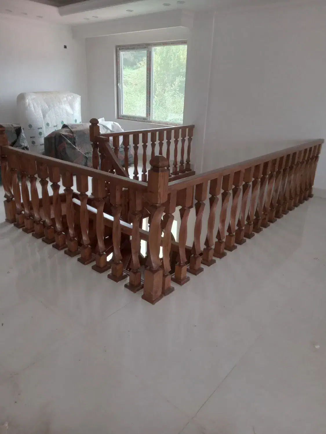 فقط وفقط چوب رنگ میزنیم|خدمات پیشه و مهارت|گلوگاه بابل (گلیا), |دیوار